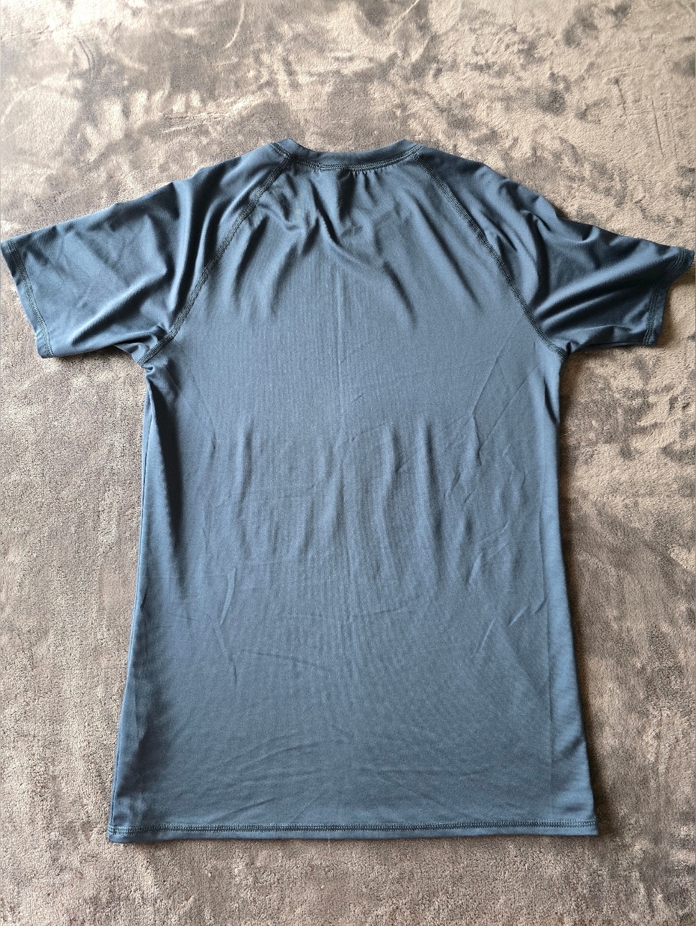 Adidas Raglan Tech Tee Size Small - Picture 3 of 8